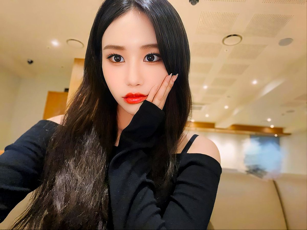 bessieloml's tweet photo. Prettiest in the world! 🥰❤️

@offclLapillus @Lapillus_twt
#Lapillus #라필루스 #Bessie #베시 https://t.co/m849Uj5WvP