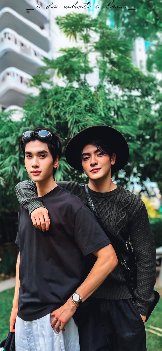 _idowhatilove_'s tweet photo. ꔚ 𝐉𝐎𝐎𝐍𝐆𝐃𝐔𝐍𝐊 𝐰𝐚𝐥𝐥𝐩𝐚𝐩𝐞𝐫 ꔚ

Just him and his americano
 
@ChenRcj ∞ @dunknatachai
#JoongDunk ∞ #จุงดัง https://t.co/wDt0c1MAok