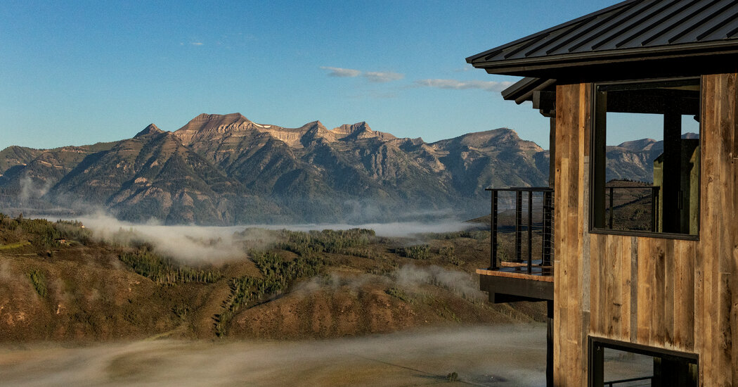 From the Tetons to the Caribbean, 6 Getaways for Grown-Ups nytimes.com/2024/09/20/tra…