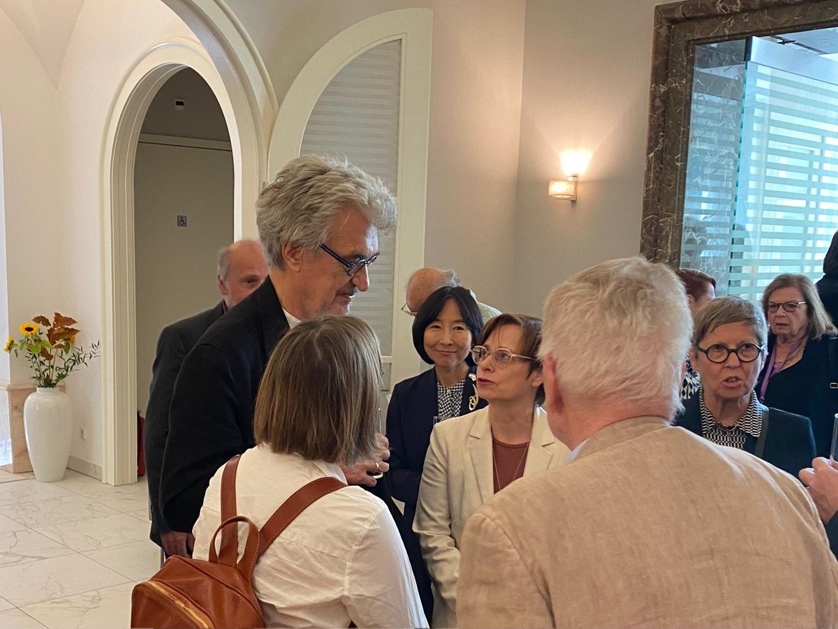 GERinHUN's tweet photo. #WimWenders is in Budapest for the Classic #FilmMarathon. He was honoured with the 2024 FIAF Award and met with #IstvánSzabó and with filmlovers from 🇭🇺 , 🇩🇪 and 🌎 at the 🇩🇪 residence. Catch 13 of his films in Budapest cinemas until Sunday!
@goetheinstitut
@wimwenders https://t.co/Sem04uNjUv