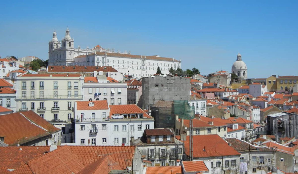 Helloholidaysin's tweet photo. The 6 Best Hotels in Lisbon https://t.co/EhNCKDoqX4 https://t.co/LFJ6t3ZZDs