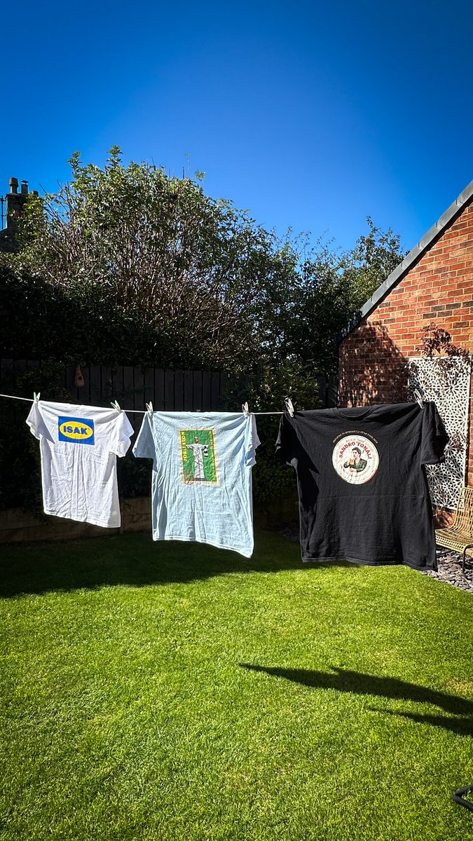 Weekend preparations…. 🇸🇪🇧🇷🇮🇹⏳

#NUFC #newcastleunited #nufcfans #isak #joelinton #tonali