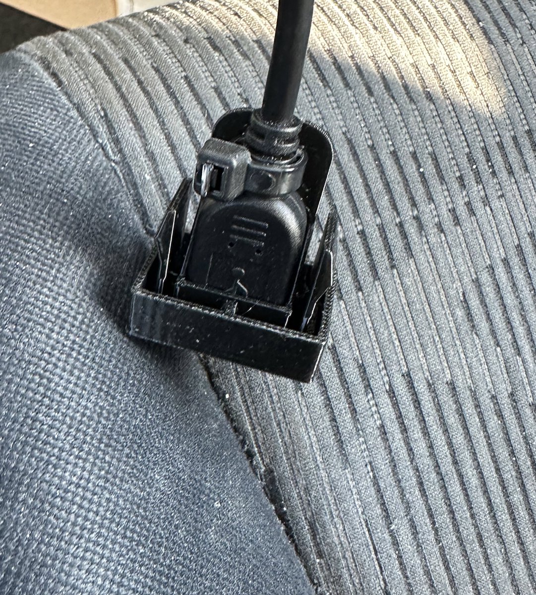 themitch22's tweet image. Perfect example of #practicalprinting I needed a secure USB mount for my CarPlay headunit that fit in the accessory blank by my shifter. A few iterations in Fusion later and it works perfectly. #3Dprinting