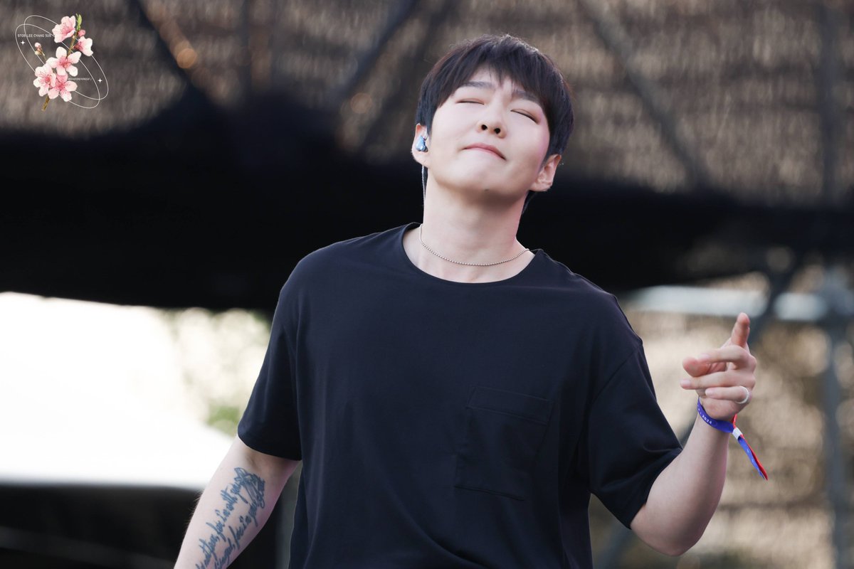 전과자한테 잡혀 옴 (잡스낵) tweet media