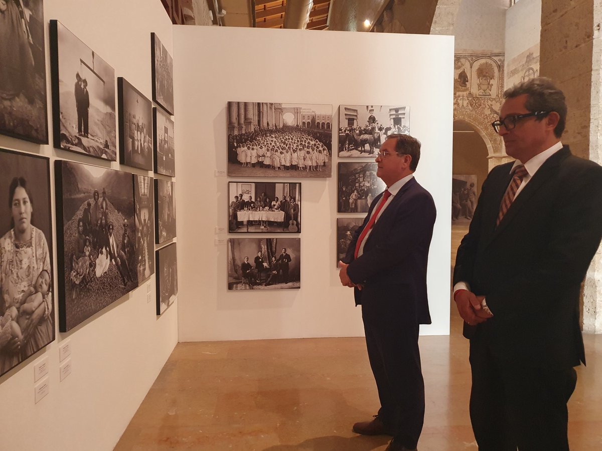 Perú en España tweet media