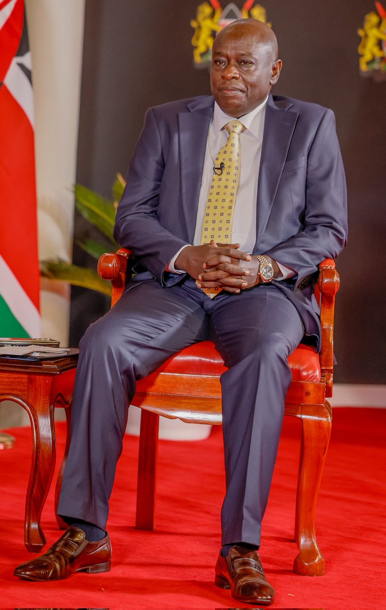 Truthful man
#GachaguaToothbrush