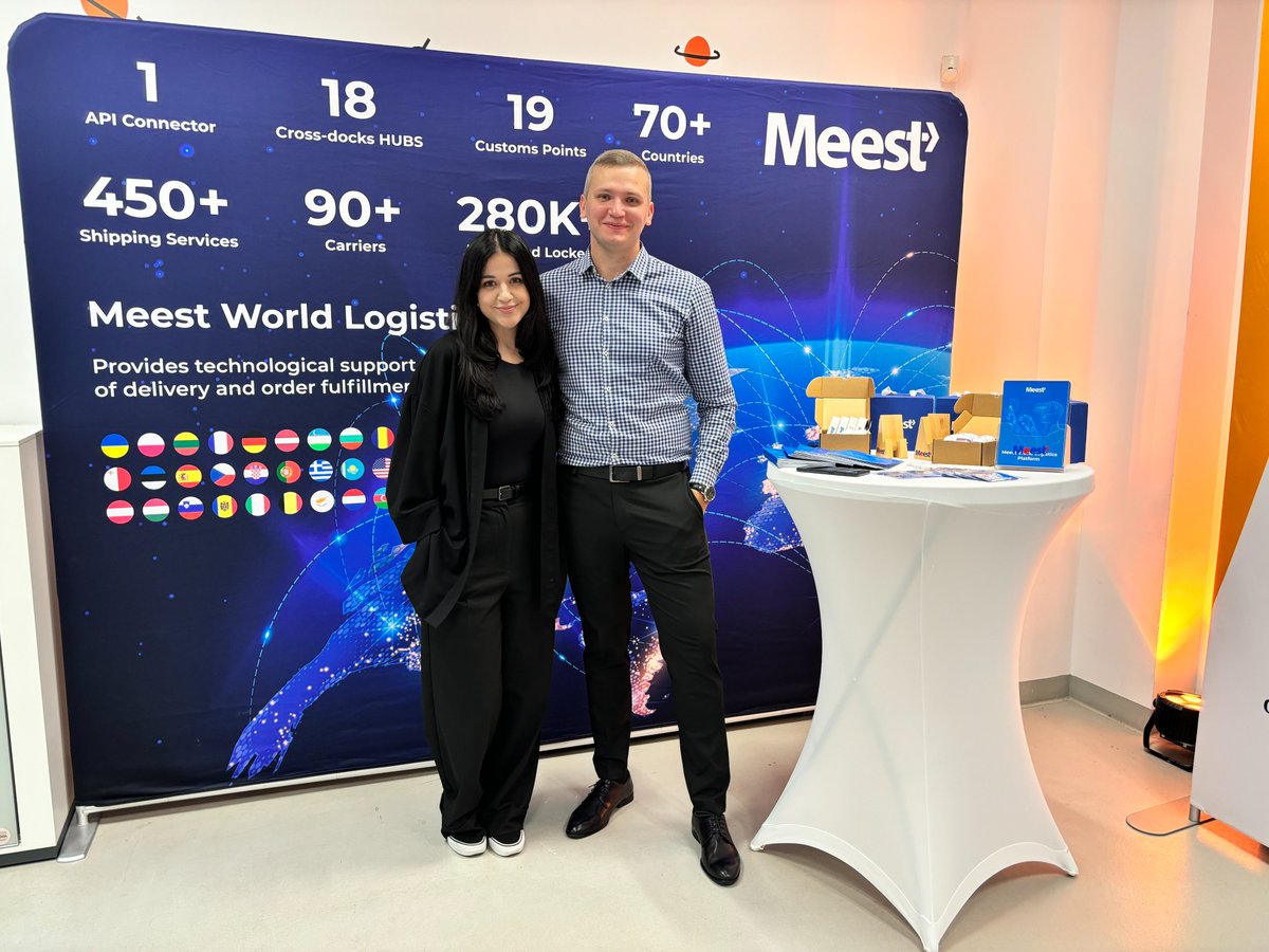 meestint's tweet photo. 𝗦𝗮𝗹𝗲𝘀 𝗧𝗲𝗮𝗺 𝗮𝘁 𝗚𝗹𝗼𝗯𝗮𝗹 𝗖𝗵𝗲𝗰𝗸-𝗜𝗻: 𝗖𝗼𝗻𝗻𝗲𝗰𝘁𝗶𝗻𝗴, 𝗜𝗻𝗻𝗼𝘃𝗮𝘁𝗶𝗻𝗴, 𝗟𝗲𝗮𝗱𝗶𝗻𝗴

We're excited to share that our Sales Team—Nazar Protsiv, Daria Galonza, and Maks Bokar—represented Meest International at this remarkable event. https://t.co/dFcxkhqjSx