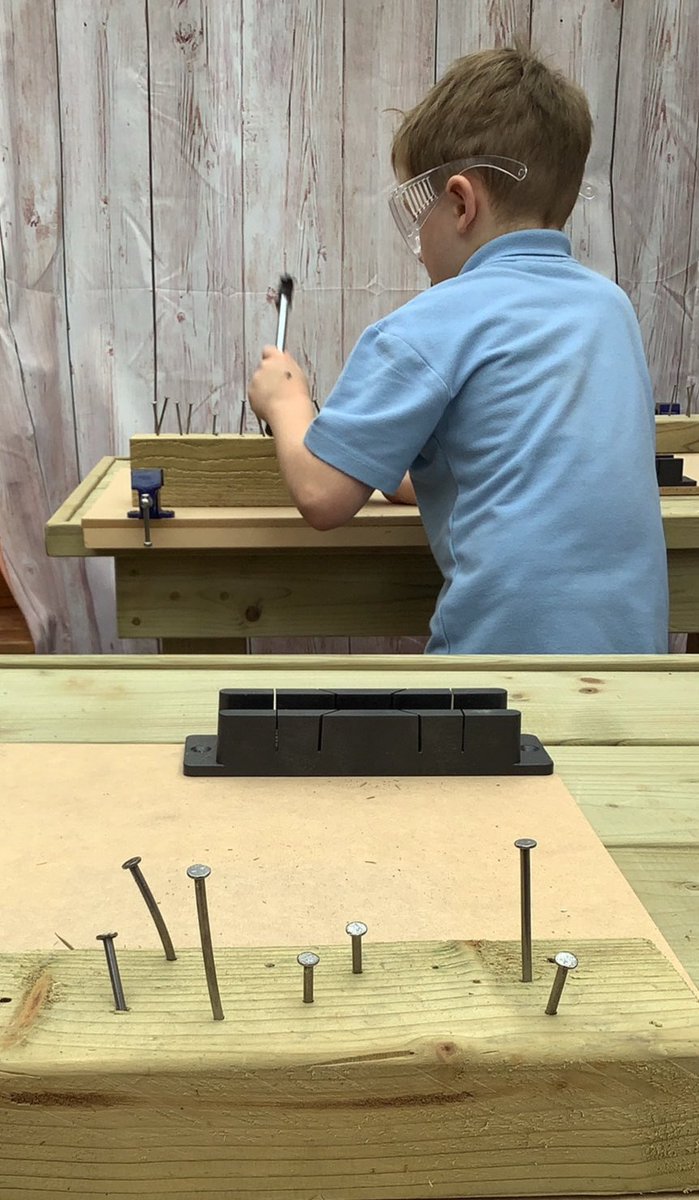 Blwyddyn Un are loving their woodwork lessons. #bethebestyoucanbe