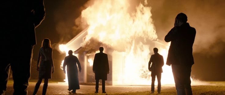 albertiinee's tweet image. izlerken bu ne sacma filmdir diye düsünmeniz cok olası bu müthis ingiliz filmini izledim. kara mizah ögeleriyle beslenmis cok saglam bir filmdi, dün geceden bu yana tadı hala damagımda👌

Calvary (2014) 🎬
dir. John Michael McDonagh

#calvary 
#calvarymovie 
#albertinemovie