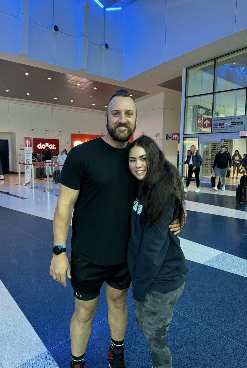 Ava Papaleo tweet media