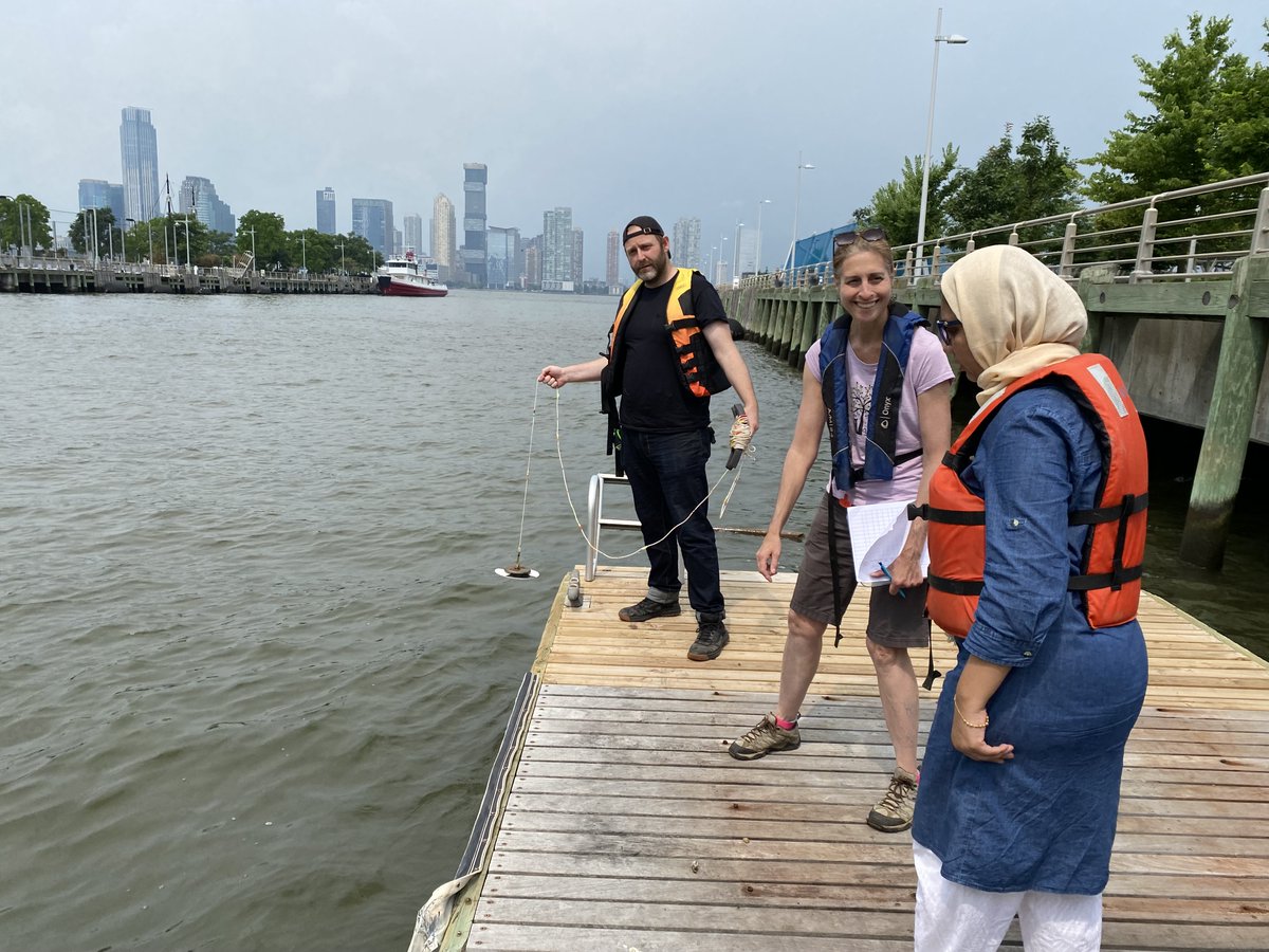 HudsonRiverPark's tweet image. Get ready, it’s almost time for the @emcollective #ClimateScienceFair where we’ll be celebrating three days of climate optimism, taking place on the High Line at W 14 Street.

🗓️Saturday, September 21 to Monday, September 23
⏰10:00 AM — 7:00 PM
📌High Line at W 14 Street