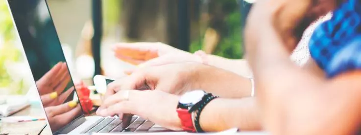 Werk jij rond studie- en loopbaankeuzes?
Als begeleider, beleidsmedewerker, of een andere functie?
Volg je graag nieuwe ontwikkelingen?

Schrijf je NU in en ontvang de nieuwe Euroguidance Vlaanderen Nieuws ! 
👉 euroguidance-vlaanderen.be
👉 Scroll naar 'Nieuws'
👉 Schrijf in !