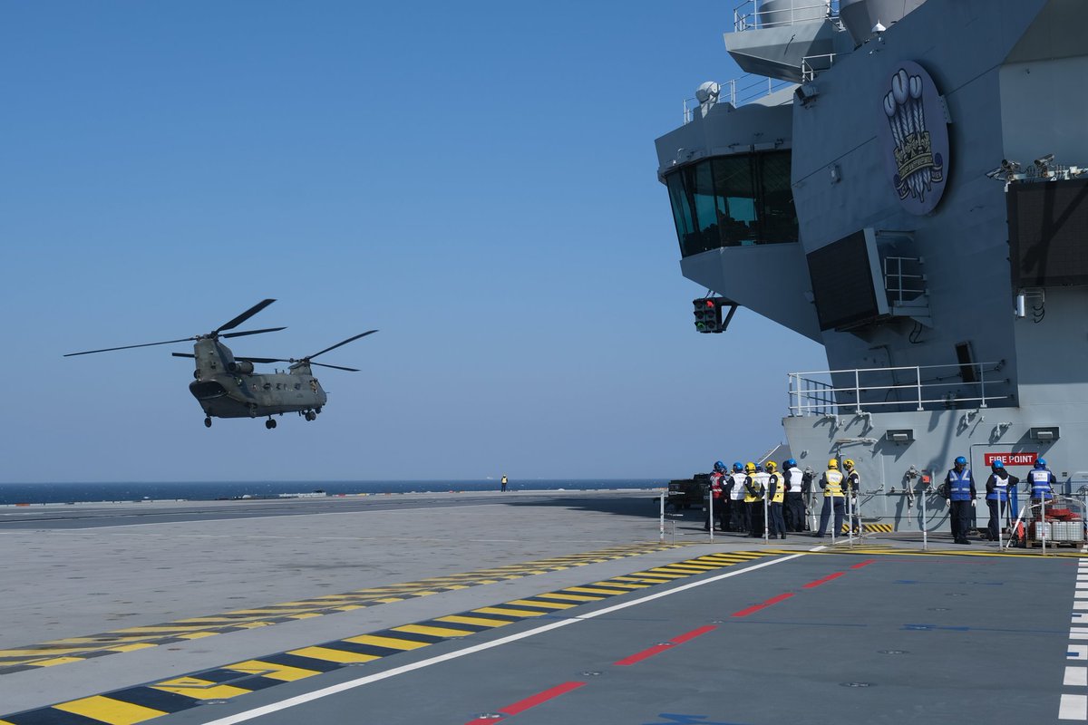 HMSPWLS's tweet photo. Operational Sea Safety Training complete:
✅ Flood Exercises
✅ Fire Exercises
✅ Aviation
#IServe https://t.co/vwbH7TG411