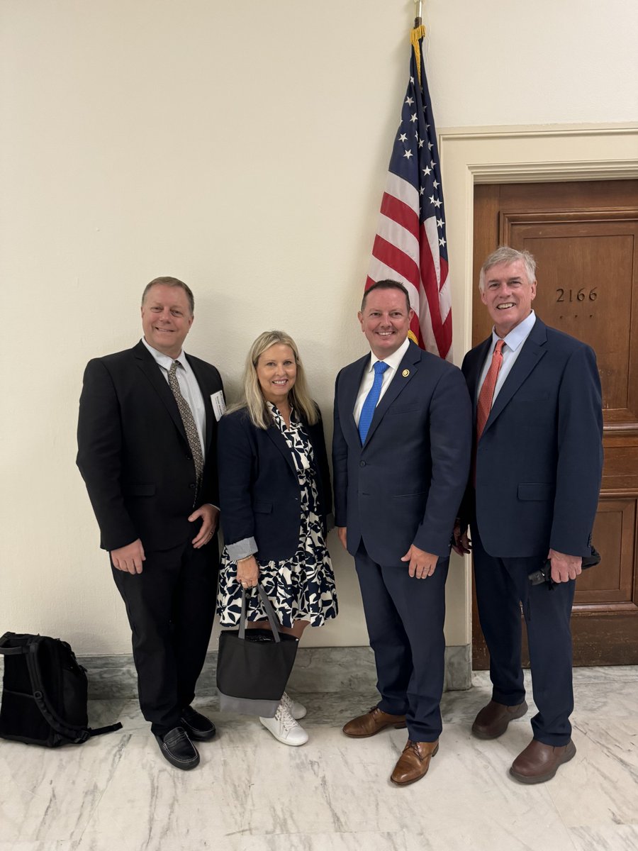 FairSugarPolicy's tweet photo. Thank you to Members of Congress and Congressional staffers for taking the time to speak with us today on the importance of securing bipartisan updates to the U.S. sugar program, which will deliver lower food costs for American families. https://t.co/WTq3td988C