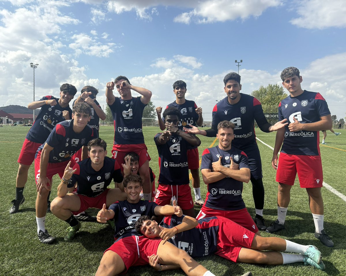 cddiocesano's tweet photo. 💪¡Último entrenamiento de la semana!

📸Foto del equipo ganador 

#VamosDioce https://t.co/aijmiO4eOx