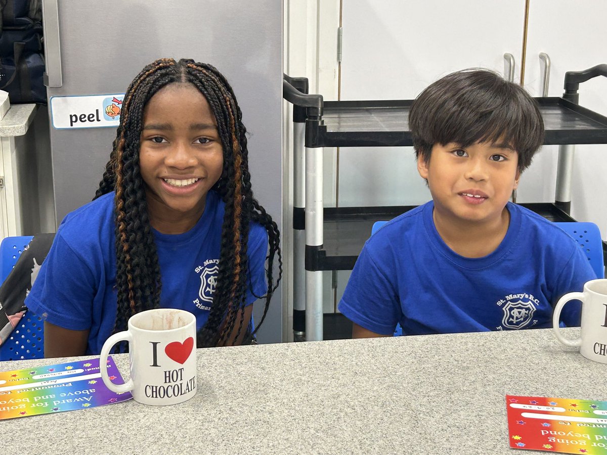 StMarys_SW8's tweet photo. Happy #hotchocfri guests today who were chosen for going above and beyond this week! #welldone #goodeffort https://t.co/1LOQCOkzXl