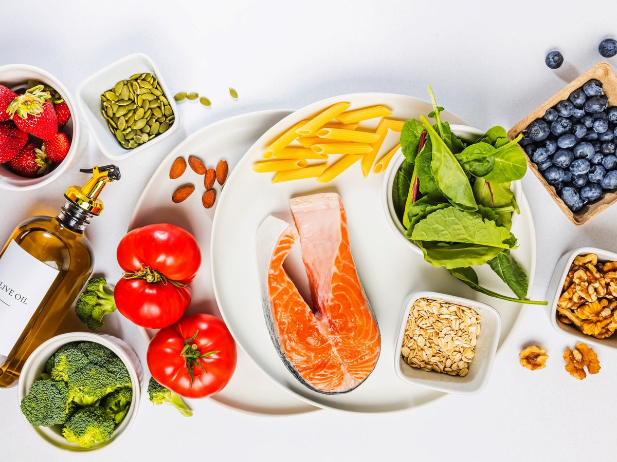 Estos alimentos combaten la inflamación dlvr.it/TDTZjb