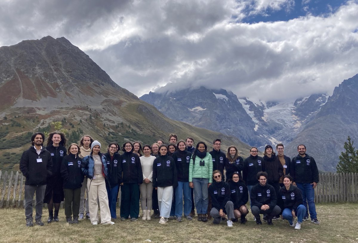 Don’t they look (a bit chilled but) beautiful?
These guys and gals are representatives of our 7 generations of PLANT-Int/Plant Science Master's students. <a href="/UGrenobleAlpes/">Université Grenoble Alpes</a> <a href="/LaStatale/">Università degli Studi di Milano</a>
