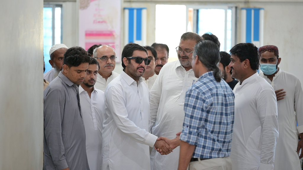 MHouseps76thata's tweet photo. ٹھٹھہ 
پاکستان پیپلزپارٹی نوجواں رہنما عاشق حسین زرداری نے آج اچانک سول ہسپتال مکلی ڈسٹرکٹ ٹھٹھ کا تفصیلی دورہ کرکے مختلف شعبہ جات کے صورتحال کا جائزہ اور معلومات لی. 
#foryoupage #iPhone16 #ppp https://t.co/bt3DCOnplj