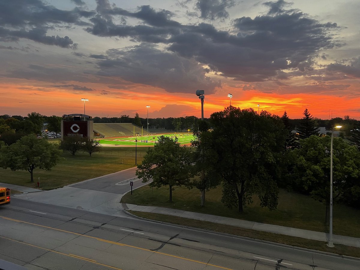 Cobber_Football's tweet photo. Early morning in the fall overlooking The Jake. #RollCobbs #DefendTheJake https://t.co/Gcjy1IzkTy