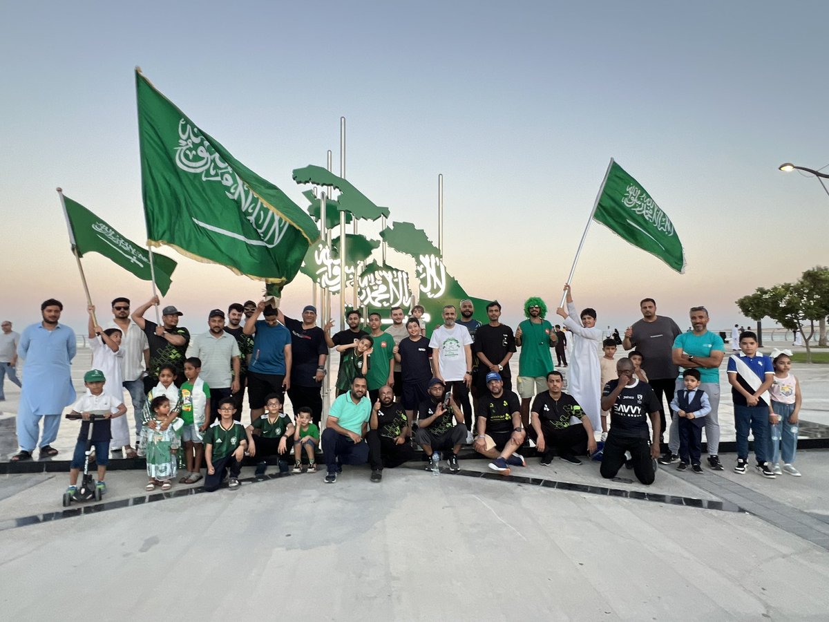 ewt2015's tweet photo. ينظم فريق الشرقية للمشي فعالية مشي لمدة 94 دقيقة بمناسبة اليوم الوطني السعودي 94 تحت شعار " نحلم ونحقق " في مدينة الخبر . 
.
.
#اليوم_الوطني_94 
#اليوم_الوطني94 
#اليوم_الوطني_السعودي94 https://t.co/yZy7HVyDKk