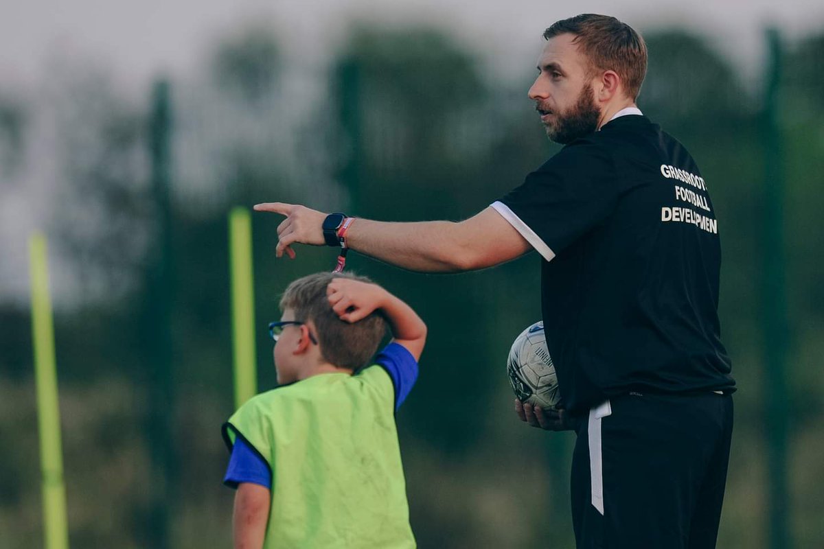 kierenrodgers92's tweet photo. Doing what i love doing the Most! 🥅⚫⚪⚽ #GRFD #GrassrootsFootballDevelopment https://t.co/2ZPRDLxCbk