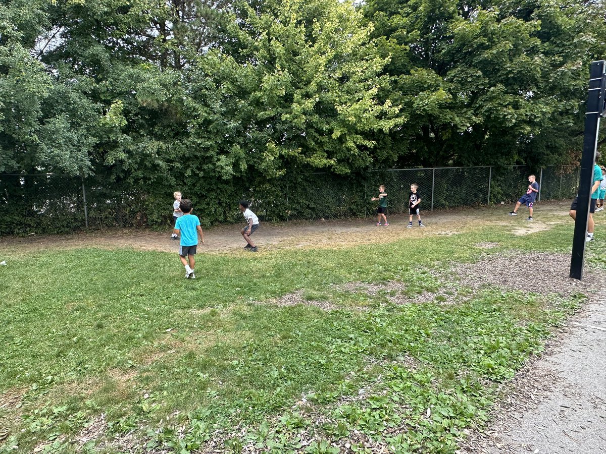 Stadium Drive Elementary tweet media