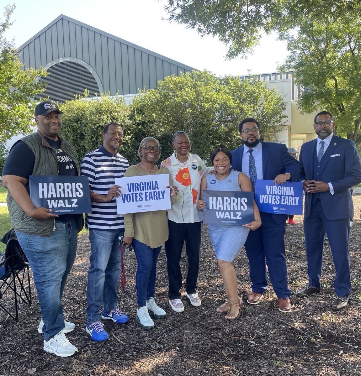 vademocrats's tweet photo. Members of the Henrico Delegation @DelegateMcQuinn @SenBagby @destinyforva & @revtyronenelson @RoscoeCooperIII @young2every1 are pumped up to vote early this morning! #VAVotesNow https://t.co/CetavW9hJb
