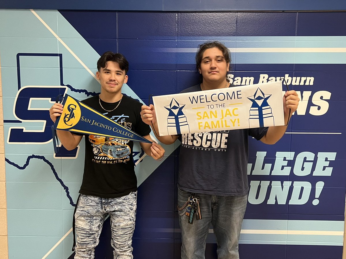 Way to go, Gabriel &amp; Angel!! Congrats on your acceptance to @sanjaccollege! 👏👏👏