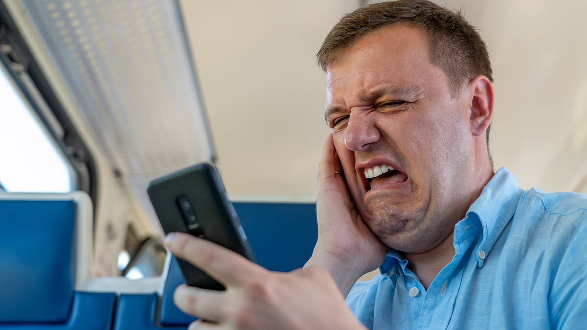 This isn't the Love Train! British rail operator BANS passengers from using dating apps on board - but claims there's a 'good reason' for the move dlvr.it/TDTc9g