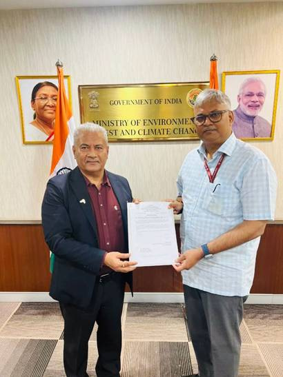 sansad_tv's tweet image. भारत International Big Cat Alliance #IBCA का सदस्य बनेगा.

केंद्रीय मंत्रिमंडल ने किया फैसला.

7 बिग कैट्स बाघ, शेर, तेंदुआ, हिम तेंदुआ, प्यूमा, जगुआर और चीता में से 5 भारत में पाए जाते हैं.

#Conservation #TigerProject