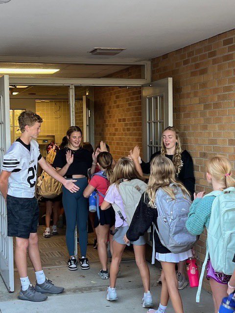 Happy High 5 Friday! Thanks to everyone who got the day started off with a smile and high 5!