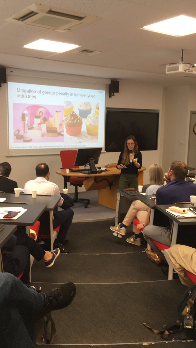 Last student presentation of the day from Ludovica <a href="/iesebschool/">IESE Business School</a> #SEI2024