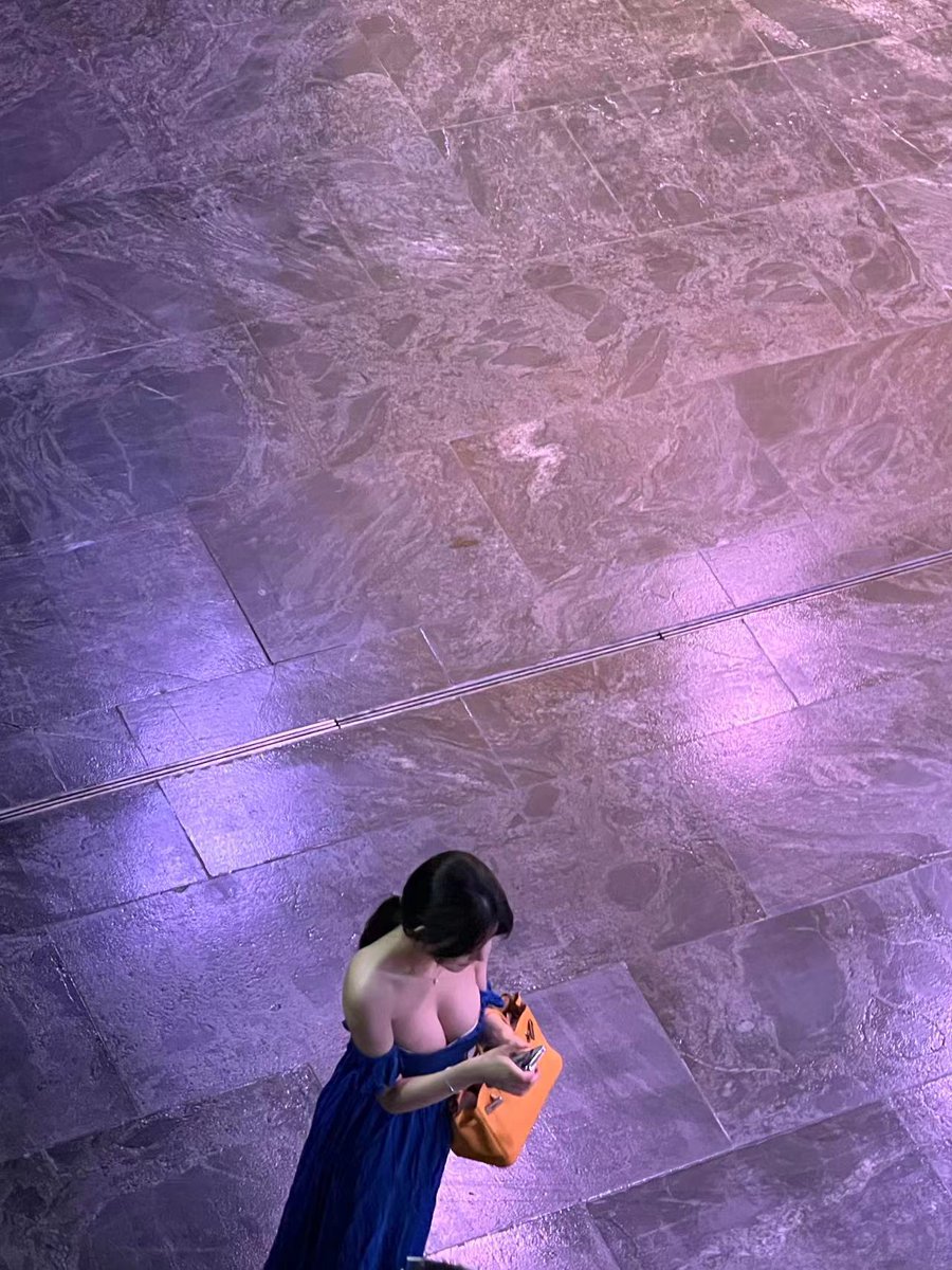 周五都没人约💔
