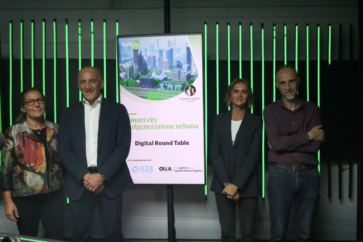 Radio24_news's tweet image. Si è conclusa la #DigitalRoundTable &quot;#Smartcity e #rigenerazione urbana&quot;. Grazie a tutti coloro che ci hanno seguito. Per chi si fosse perso l&apos;evento condotto da @laubettini e @ilmelo_, nei prossimi giorni sarà disponibile qui il video integrale: tinyurl.com/4m6efbnm