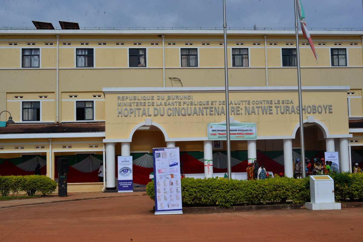 Vision de l'Hôpital:
Devenir un centre d'excellence dans la prise en charge des patients avec précision et certitude, dans la spécialisation en médecine et dans la formation médicale.