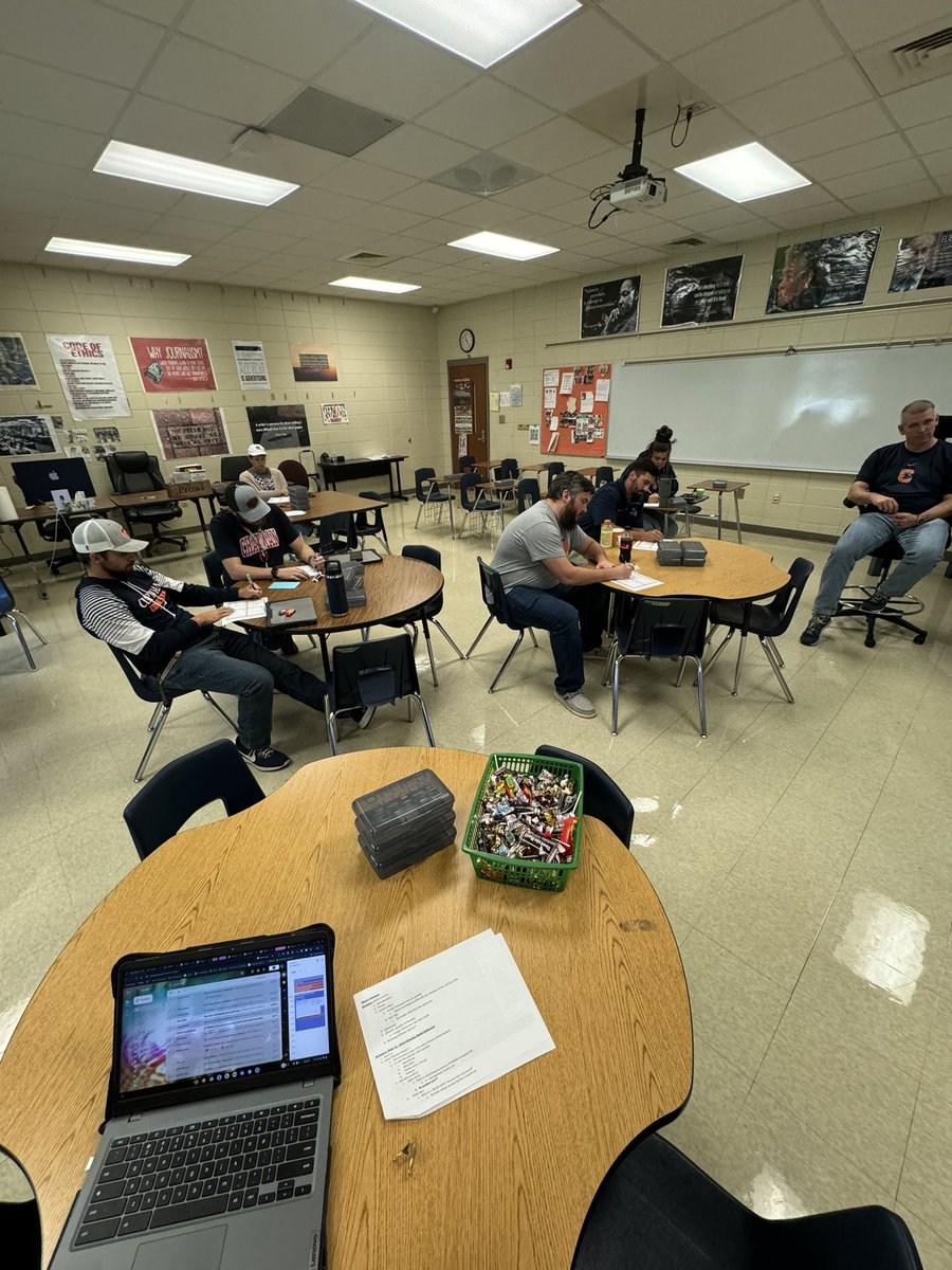 Alex Colson tweet media