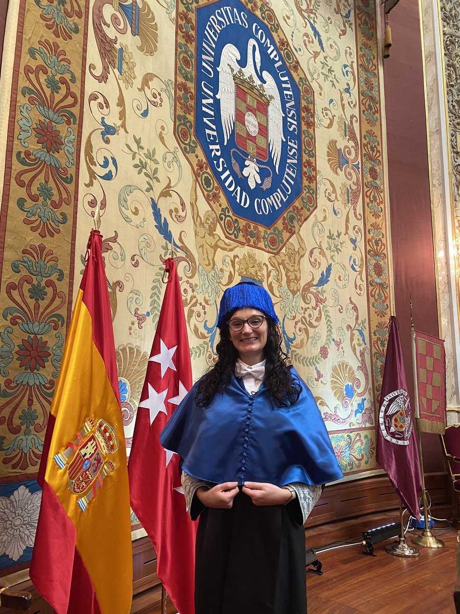 jessigserna's tweet image. Hoy la @unicomplutense ha celebrado la apertura de curso 2024-2025 y aquí tenéis a una nueva Profesora Titular con todas las de la ley 😜
