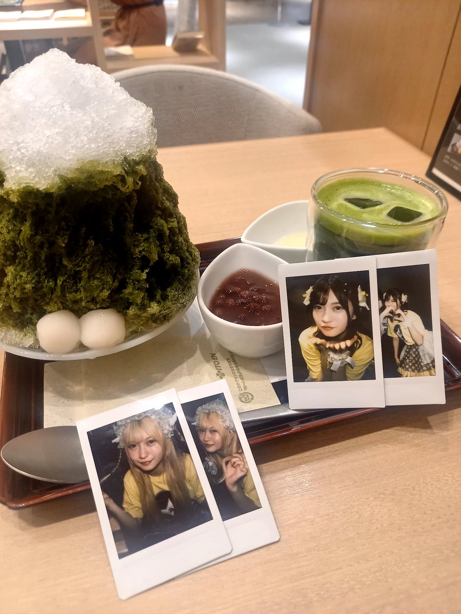 _winterdaphne_'s tweet photo. ツイッターに投稿するのいつも忘れてて()
平然と6月,8月のことを載せるアカウントで申し訳ないまじやばい😀😀😀
今日のひつじムーブメント参戦します‼️‼️‼️
1ヶ月ちょっとぶりに石原さきちゃんに会える嬉しすぎる🥹✨ https://t.co/SviFYvZoZM