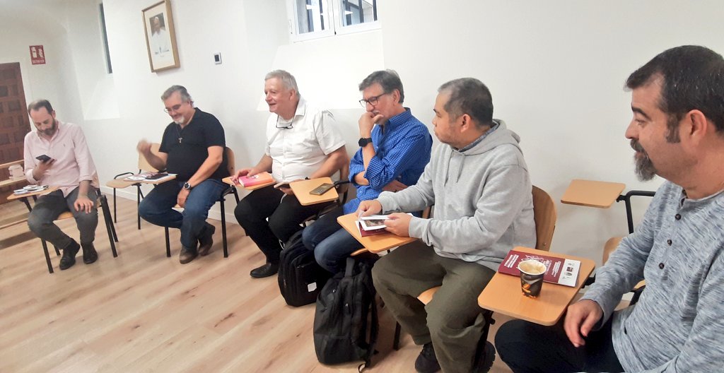 Enlázate por la Justicia (@enlazatepj) on Twitter photo Encuentro con la Comisión de Ecología Integral del Arzobispado de Madrid <a href="/ComEcoArchiMad/">COMISIÓN DIOCESANA ECOLOGÍA INTEGRAL</a> <a href="/archimadrid/">Archidiócesis de Madrid</a> <a href="/CardenalCobo/">Cardenal José Cobo</a> con la III Caravana por la Ecología Integral <a href="/iglesiaymineria/">Iglesias y Minería</a> <a href="/repam_amazonia/">REPAM</a>
El cambio de la Iglesia y su desinversión en minería es urgente #transiciónenergética Encuentro con la Comisión de Ecología Integral del Arzobispado de Madrid <a href="/ComEcoArchiMad/">COMISIÓN DIOCESANA ECOLOGÍA INTEGRAL</a> <a href="/archimadrid/">Archidiócesis de Madrid</a> <a href="/CardenalCobo/">Cardenal José Cobo</a> con la III Caravana por la Ecología Integral <a href="/iglesiaymineria/">Iglesias y Minería</a> <a href="/repam_amazonia/">REPAM</a>
El cambio de la Iglesia y su desinversión en minería es urgente #transiciónenergética