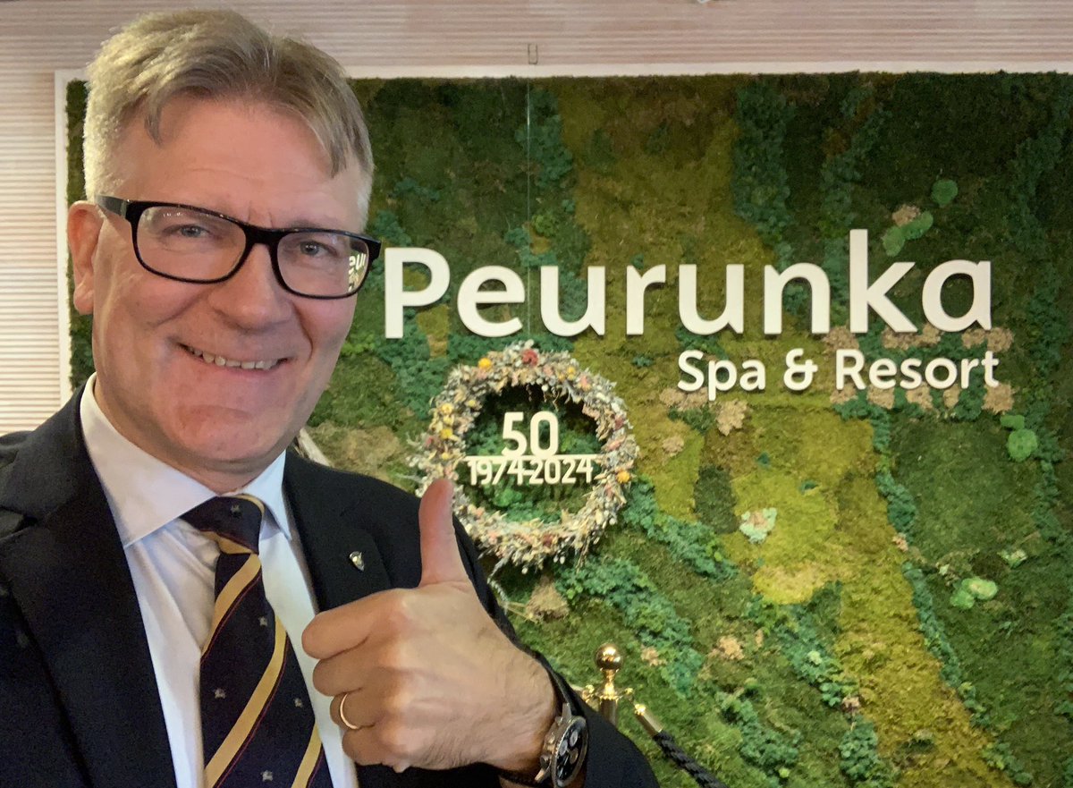 Mr. Body Language kävi puhumassa Peurunka Spa &amp; Resort auditoriossa. Kuulijoina teollisuusyrityksen TYHY-tapahtuman osallistujat. 

Erinomaiset tilat sekä tarjolla paljon eri aktiviteetteja ja kaupan päälle suuri majoituskapasiteettikin!

#kehonkieli #asiaajahauskaa #tyhy #tyky