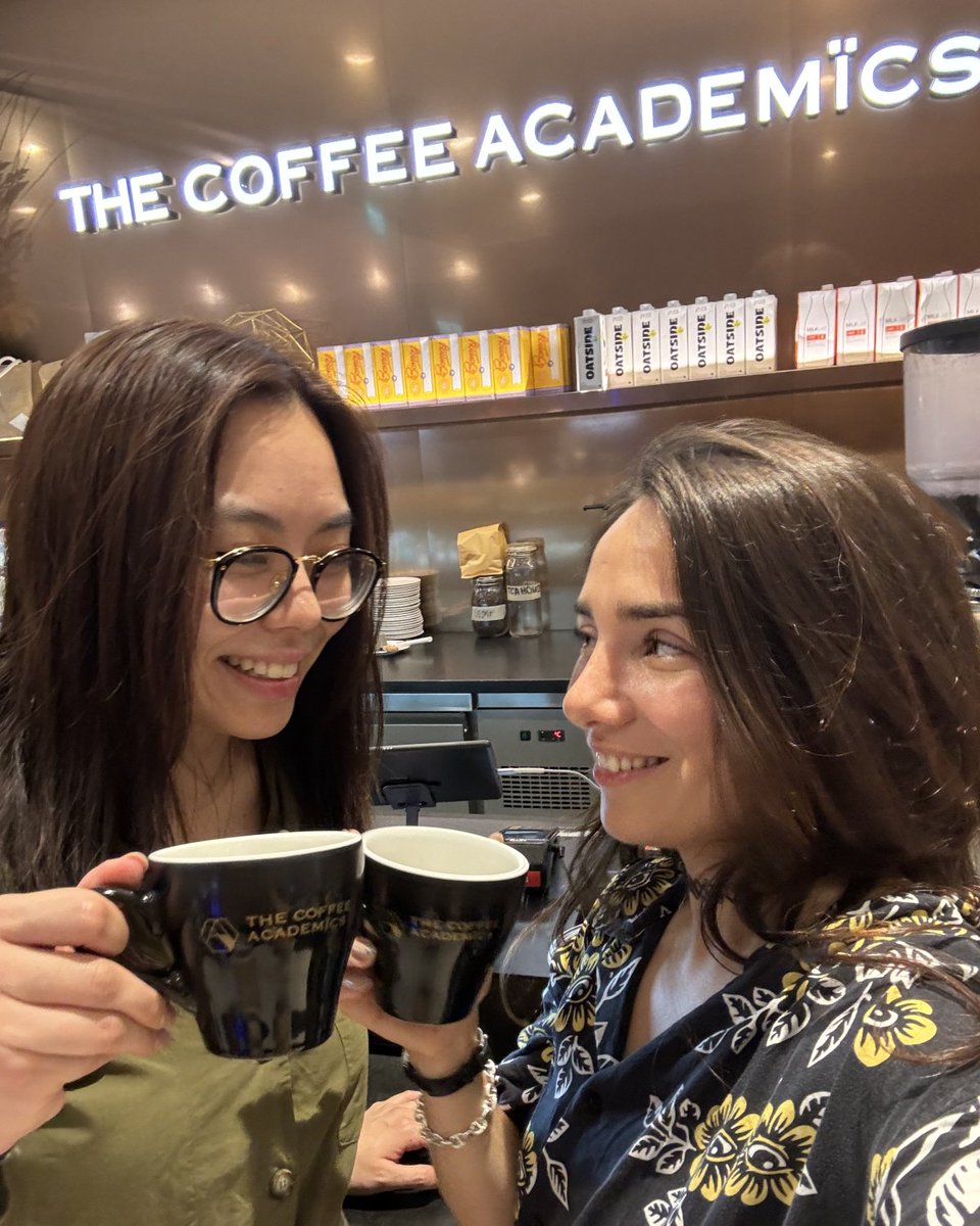 worldofwomenxyz's tweet image. Currently living in a coffee shop because the ✶ Anti-Farming Farming Club ✶ turned into the No Rest Club ☕️

But hey, here's to building empires while networking with builders, creators, and doers