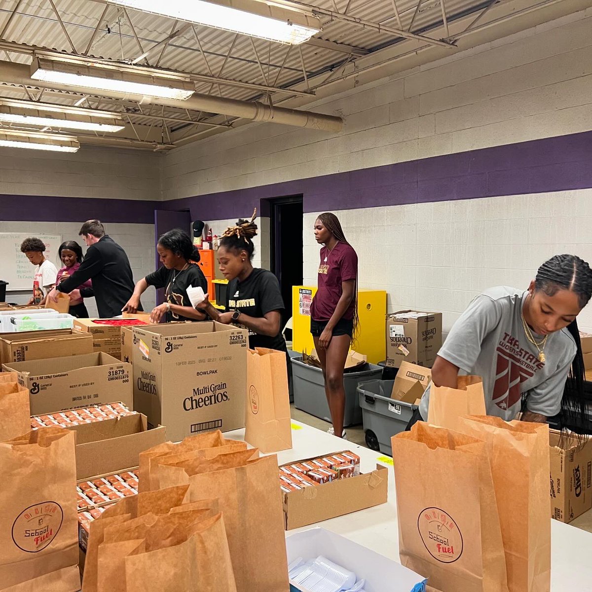 Texas State WBB (@txstatewbb) on Twitter photo Spent some of September serving our San Marcos Community! We love our Adopt A Spot clean up days at <a href="/CityofSanMarcos/">San Marcos</a> and packing snack bags for <a href="/SanMarcosCISD/">San Marcos CISD</a> kids with <a href="/schoolfuelsmtx/">School Fuel SMTX</a>! 🐟🛶🍎🏫 Spent some of September serving our San Marcos Community! We love our Adopt A Spot clean up days at <a href="/CityofSanMarcos/">San Marcos</a> and packing snack bags for <a href="/SanMarcosCISD/">San Marcos CISD</a> kids with <a href="/schoolfuelsmtx/">School Fuel SMTX</a>! 🐟🛶🍎🏫