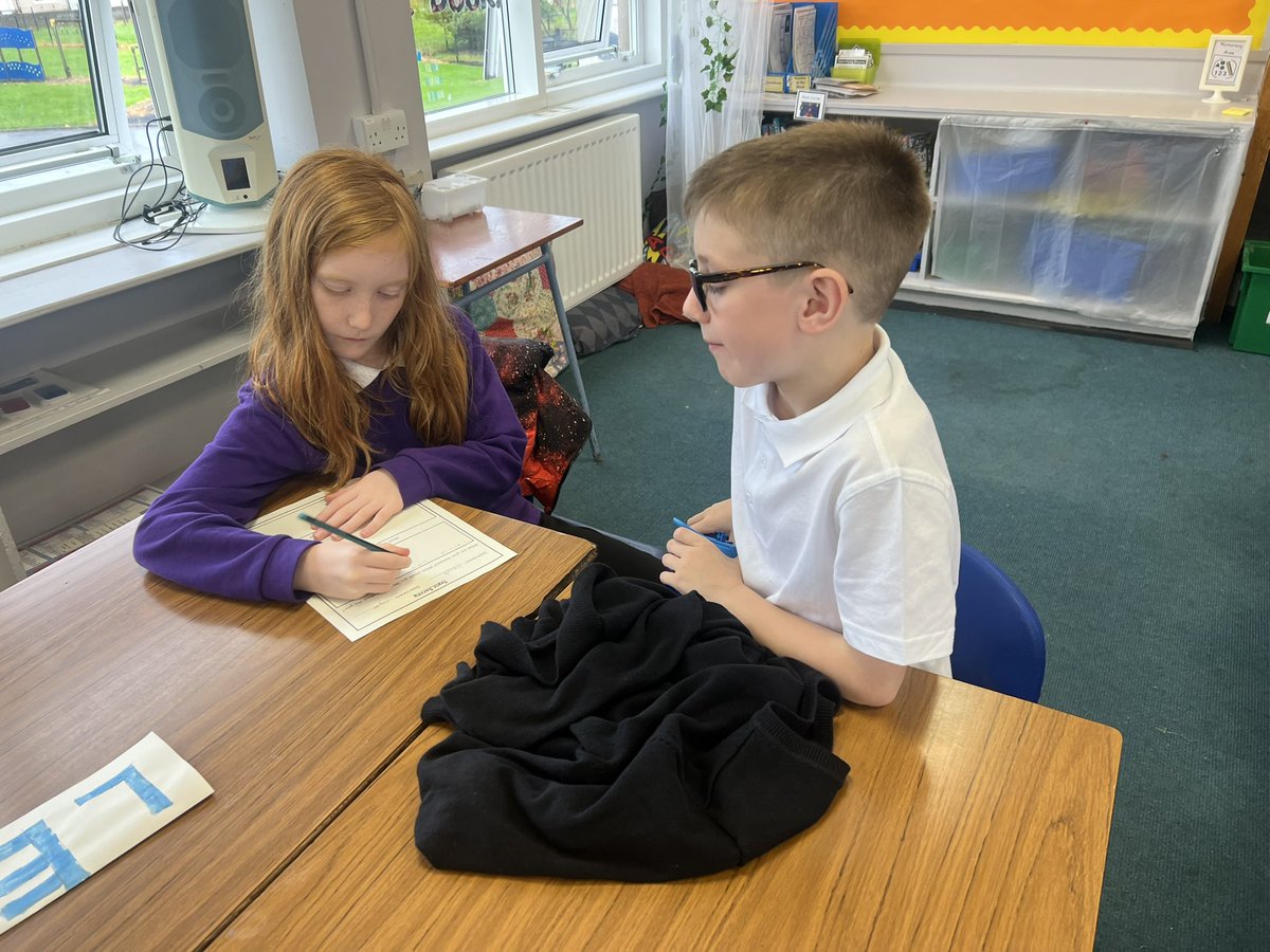 Miss Kelly tweet media