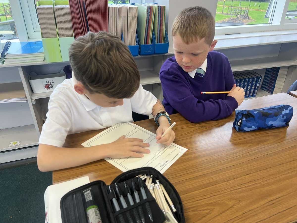 Miss Kelly tweet media