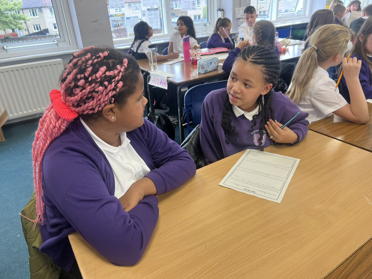 Miss Kelly tweet media