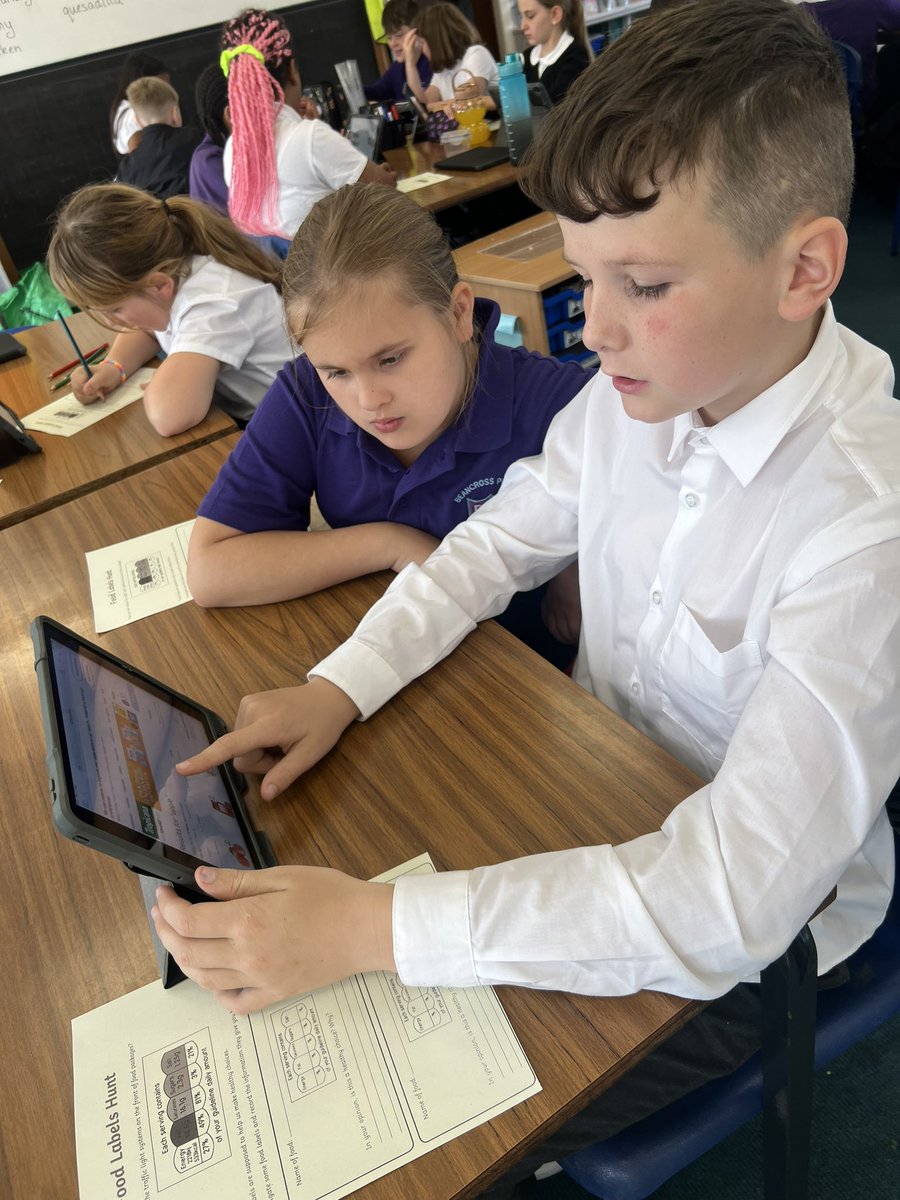 Miss Kelly tweet media