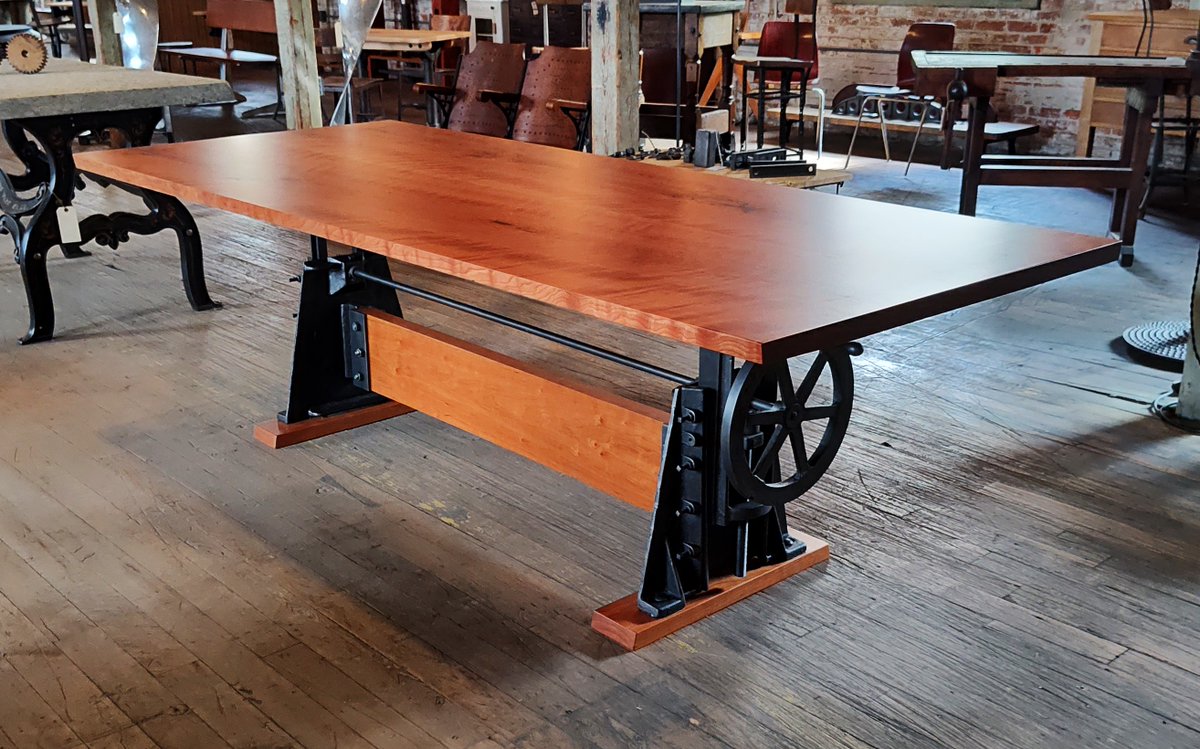 GetBackInc1's tweet photo. Bookmatched Adjustable Cherry Table

https://t.co/MWQDq6owwF

#bookmatchedslabs #bookmatched #bookmatchedwood #cherrywood #diningtable #diningtabledecor #adjustabletable #cranktable #conferencetable #conferencetables https://t.co/P1ZQNLVdBd