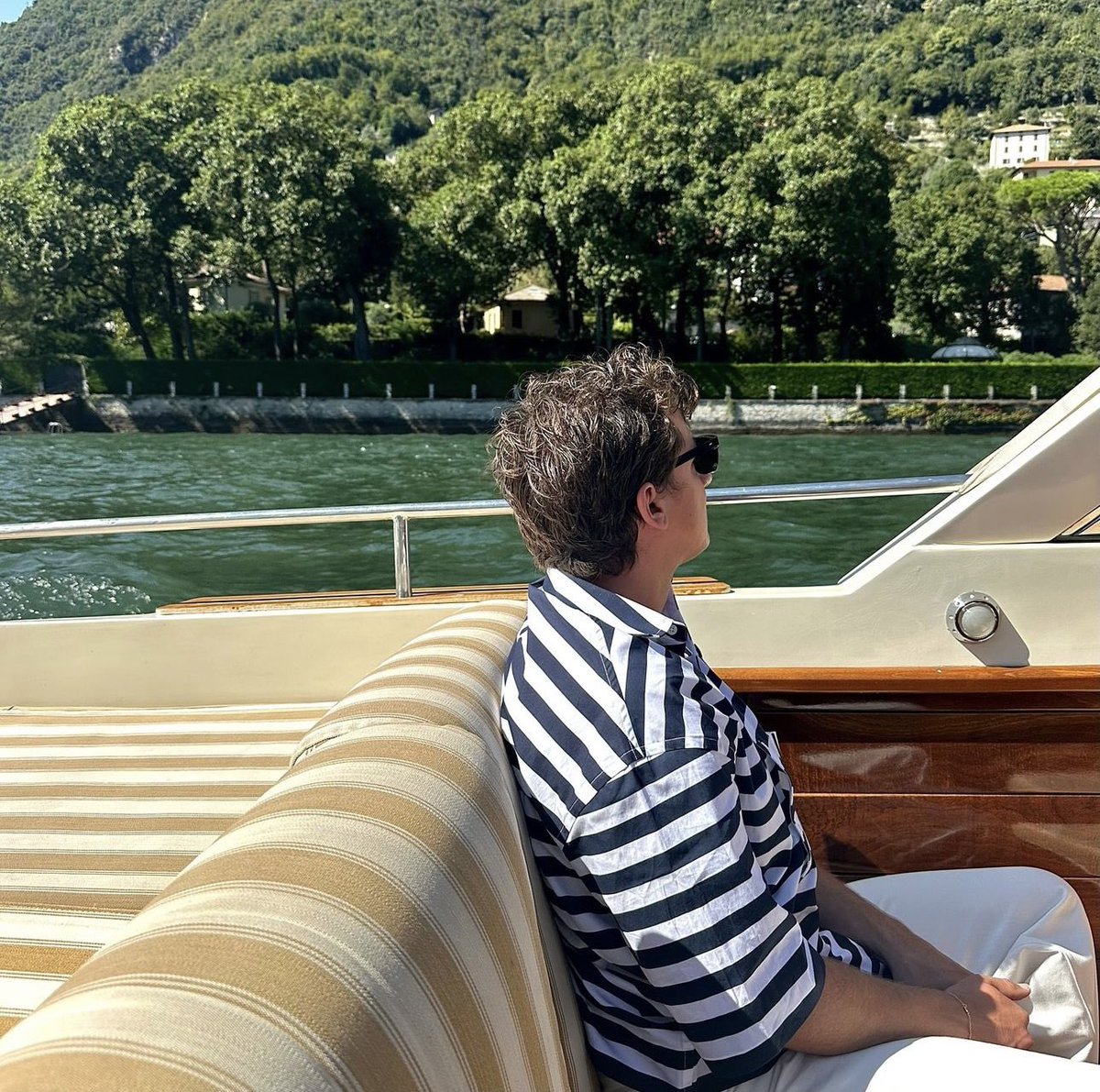 PuthPhyllis's tweet image. 🥺😍😍😍♥️💚♥️🔥🔥🔥

Charlie Puth via puthbrooke IG  — September 20, 2024
@charlieputh  #CharliePuth

2nd photo edited by me