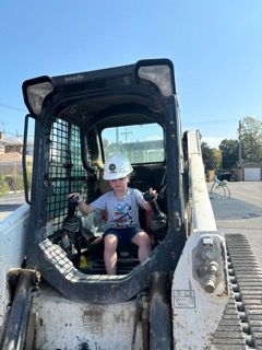 PennoyerSchool's tweet image. Thank you Troop Contracting and Norman Mechanical taking time out of your busy schedule for our students!  Great way to end the week!! #PennoyerPride
